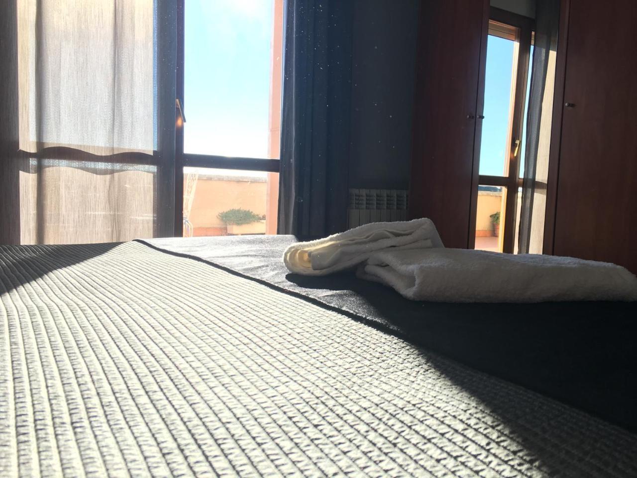 Hostal Casa Barranco Castejon del Puente Bagian luar foto