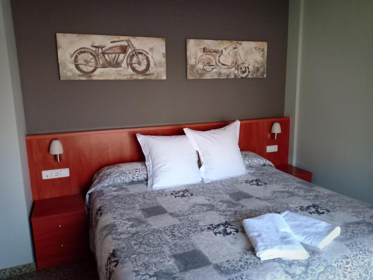 Hostal Casa Barranco Castejon del Puente Bagian luar foto